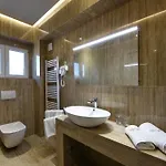 Luxury Lavie 4*