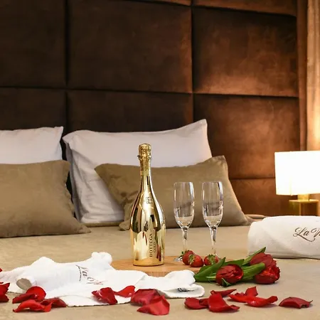 Luxury Lavie 4* زادار